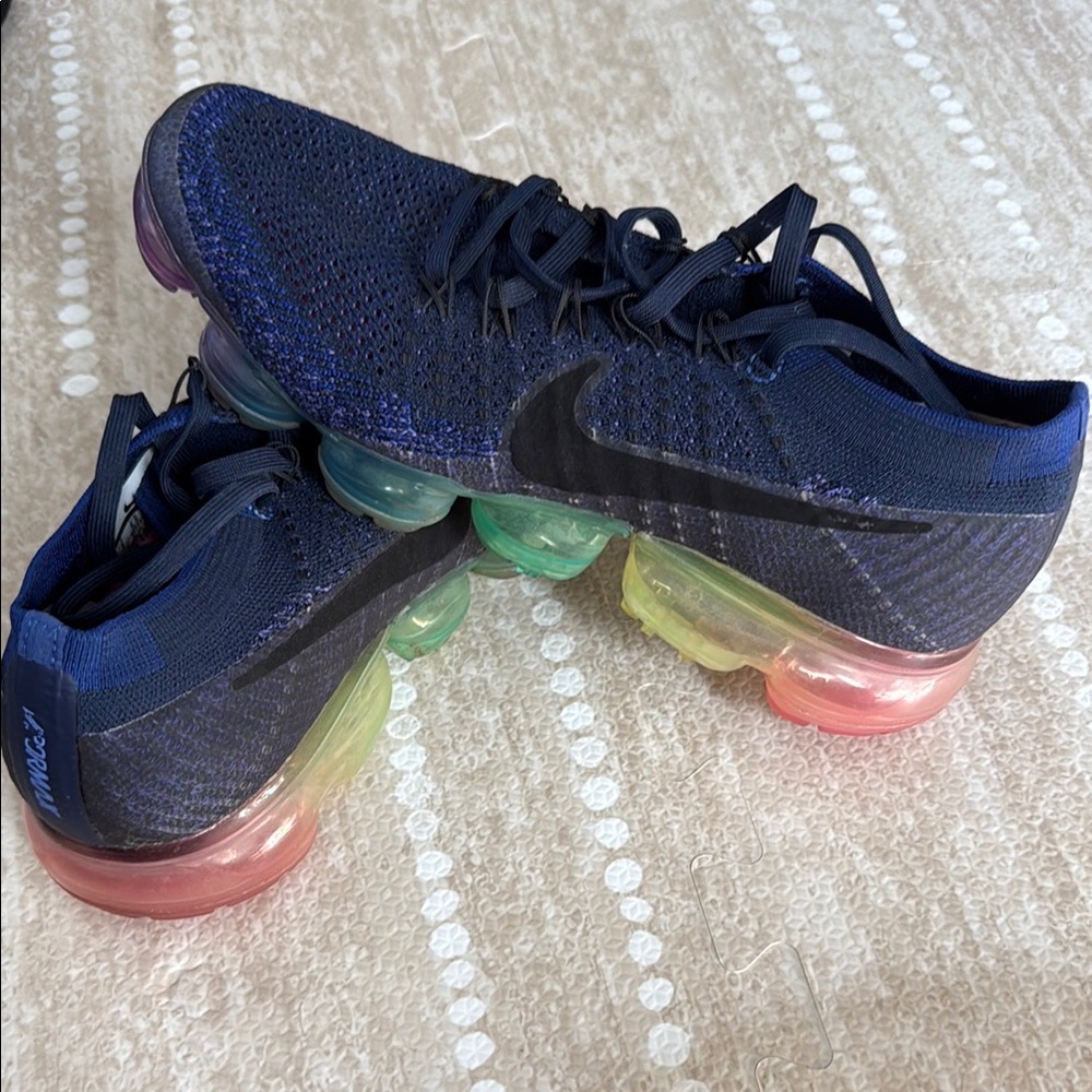 Nike Blue and Red Sneakers with Gradient Sole